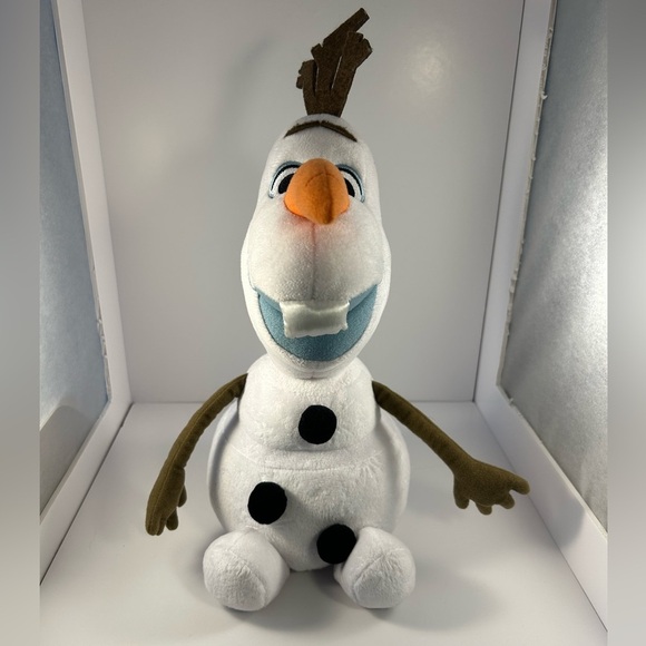 Olaf Plush Toy with Orange Nose - Picture 1 of 6